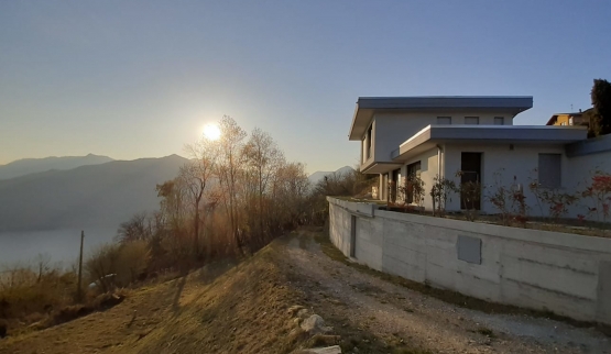 TERRAZZA SUL LAGO - NUOVA REALIZZAZIONE